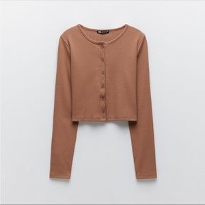 Ribbed crop turtle neck with cardigan